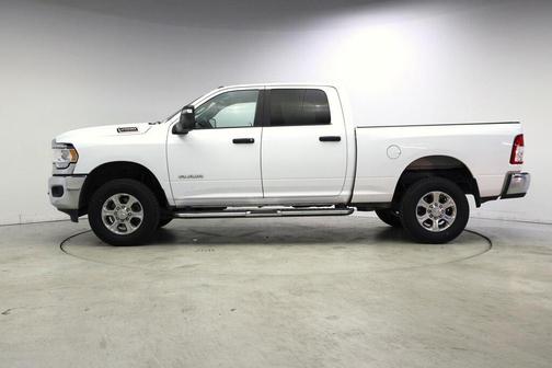 2023 RAM 2500 Big Horn Crew Cab 4x4 6'4' Box