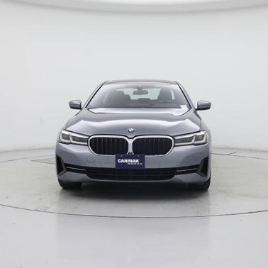 2022 BMW 530 i