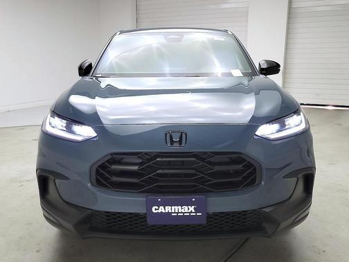 2025 Honda HR-V 2WD Sport