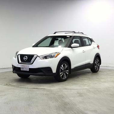Aspen White Tricoat 2019 Nissan Kicks SV