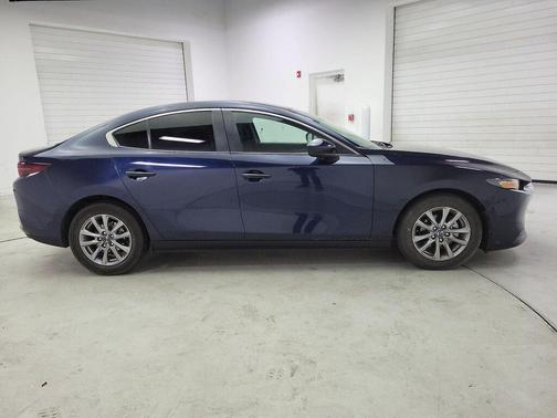 Deep Crystal Blue Mica 2020 Mazda Mazda3 FWD