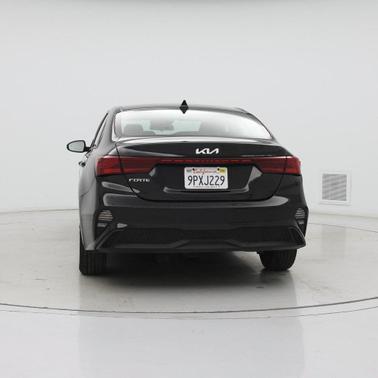 Aurora Black 2024 Kia Forte LXS