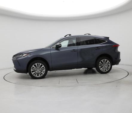 2023 Toyota Venza XLE