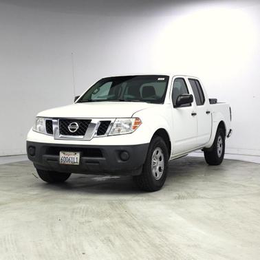 Glacier White 2014 Nissan Frontier SV