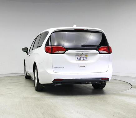 2017 Chrysler Pacifica Touring