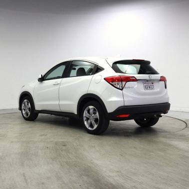 Platinum White Pearl 2020 Honda HR-V LX