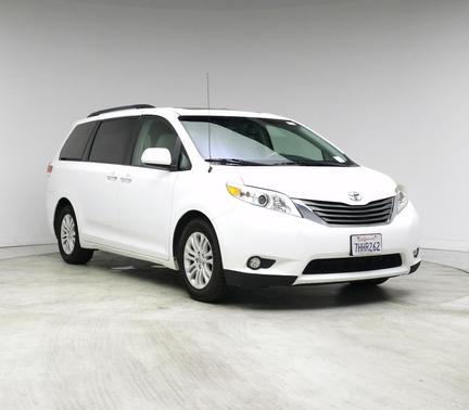 2014 Toyota Sienna XLE