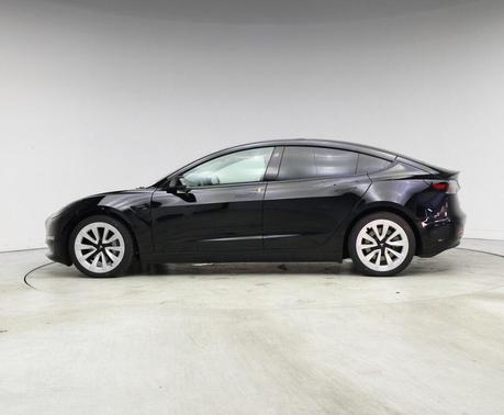 2022 Tesla Model 3 Standard Range