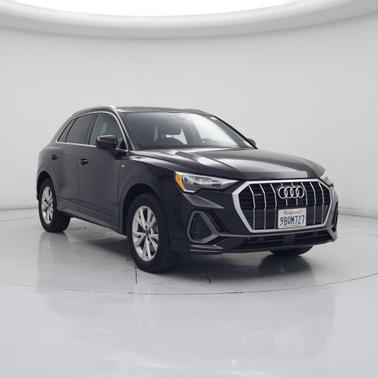 Mythos Black Metallic 2022 Audi Q3 45 S line Premium