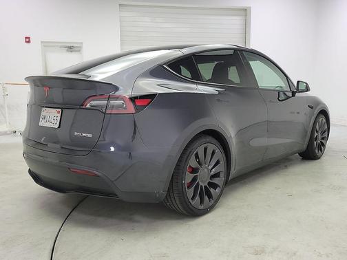 Stealth Grey 2024 Tesla Model Y Performance Dual Motor All-Wheel Drive