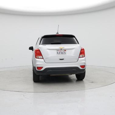 Silver Ice Metallic 2019 Chevrolet Trax LS