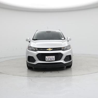 Silver Ice Metallic 2019 Chevrolet Trax LS