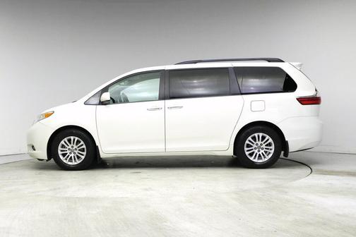 2017 Toyota Sienna XLE Premium
