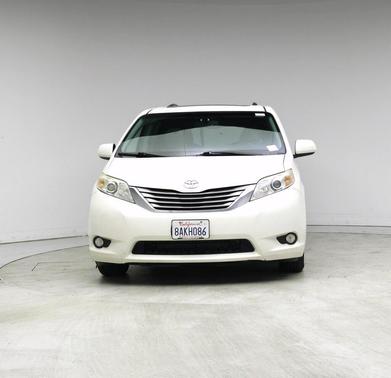 2017 Toyota Sienna XLE Premium