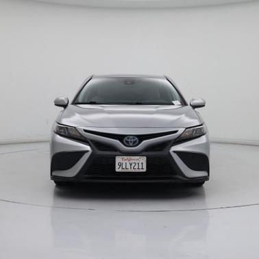 Celestial Silver Metallic 2021 Toyota Camry SE