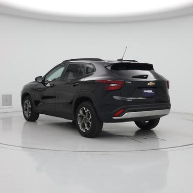 Mosaic Black Metallic 2025 Chevrolet Trax LT