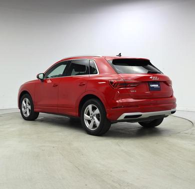 Tango Red Metallic 2022 Audi Q3 40 Premium