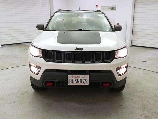 White Clearcoat 2021 Jeep Compass Trailhawk