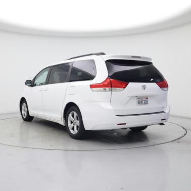 2014 Toyota Sienna LE