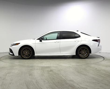 2024 Toyota Camry Hybrid SE