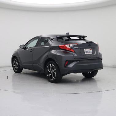 2022 Toyota C-HR XLE