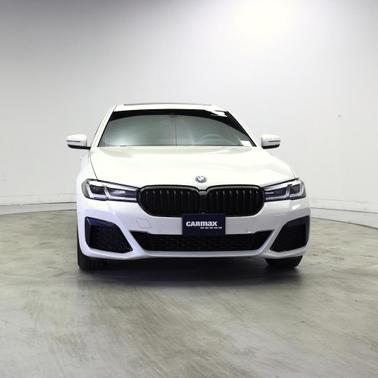 Alpine White 2023 BMW 530e Base