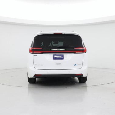 2022 Chrysler Pacifica L