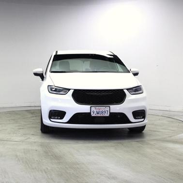 White 2023 Chrysler Pacifica Hybrid Touring L