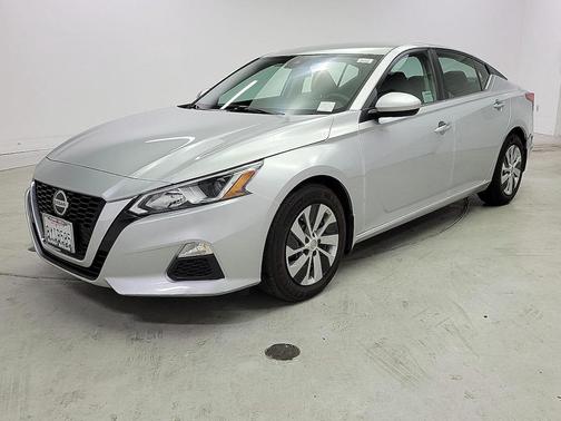 2021 Nissan Altima S FWD