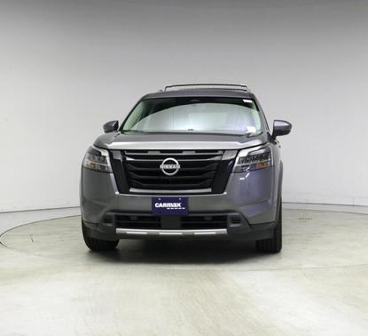 2023 Nissan Pathfinder Platinum FWD