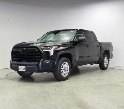 Midnight Black Metallic 2024 Toyota Tundra SR5