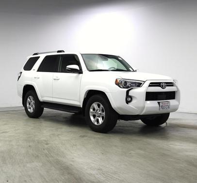 White 2023 Toyota 4Runner SR5 Premium