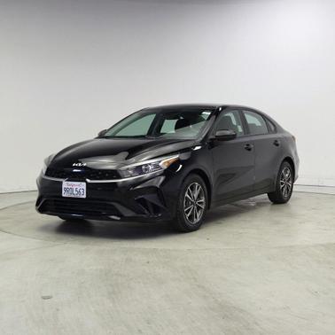 Black 2022 Kia Forte LXS
