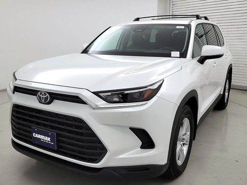 White 2026 Toyota Highlander LE