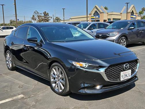 2023 Mazda Mazda3 FWD w/Preferred Package