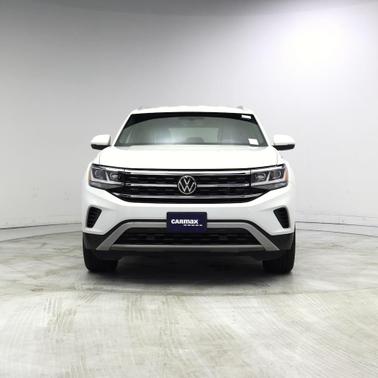 Pure White 2022 Volkswagen Atlas Cross Sport 2.0T SE w/Technology 4MOTION