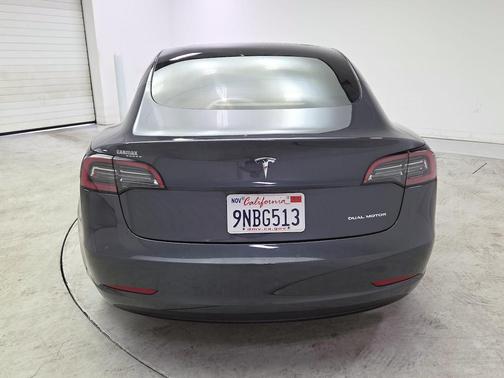 Gray 2023 Tesla Model 3 Long Range