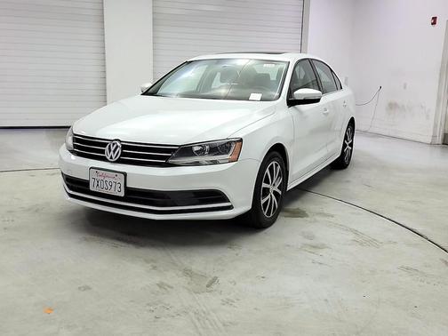 White 2017 Volkswagen Jetta 1.4T SE