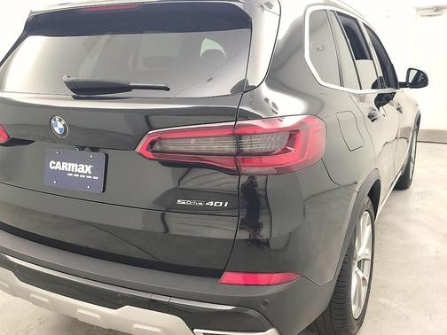 Jet Black 2020 BMW X5 sDrive40i