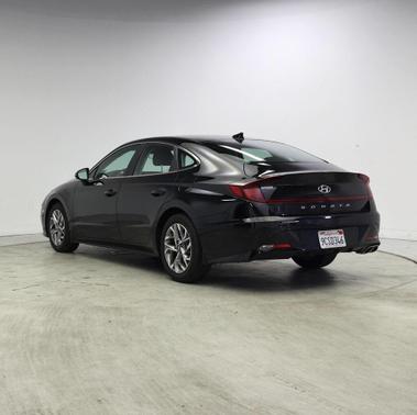 Phantom Black 2022 Hyundai SONATA SEL