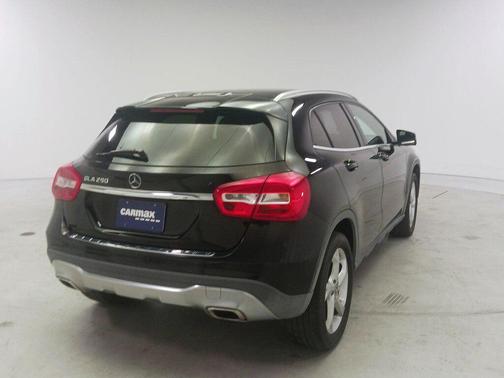 2018 Mercedes-Benz GLA 250 Base