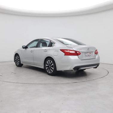 Brilliant Silver 2017 Nissan Altima 2.5 SV
