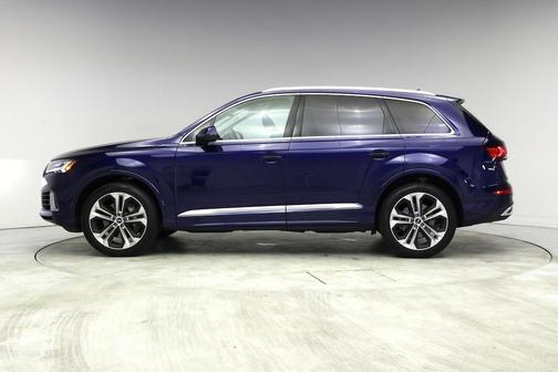 2023 Audi Q7 55 Premium Plus