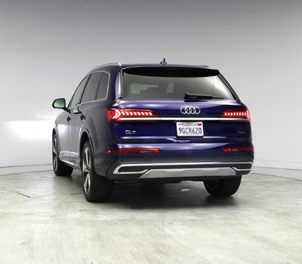 2023 Audi Q7 55 Premium Plus