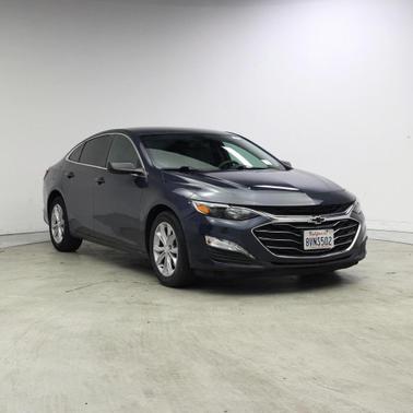 Shadow Gray Metallic 2020 Chevrolet Malibu FWD LT
