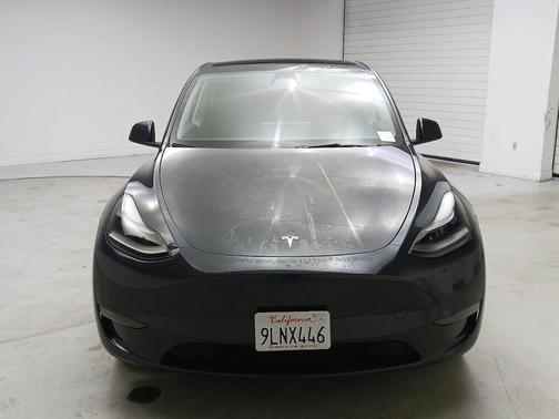 2024 Tesla Model Y Long Range Dual Motor All-Wheel Drive