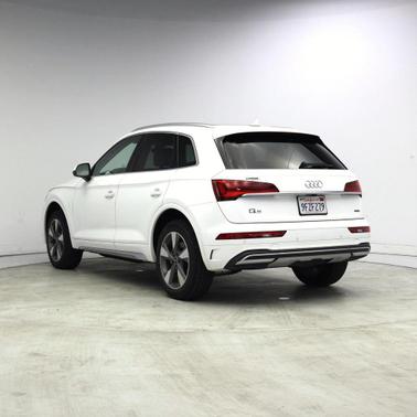 Ibis White 2023 Audi Q5 40 Premium