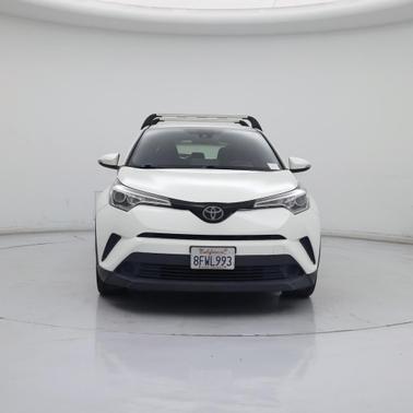 White 2019 Toyota C-HR XLE