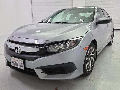 Lunar Silver Metallic 2018 Honda Civic EX