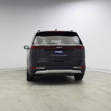 2022 Kia Carnival SX